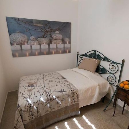 Mary'S House Apartment Lecce Bagian luar foto