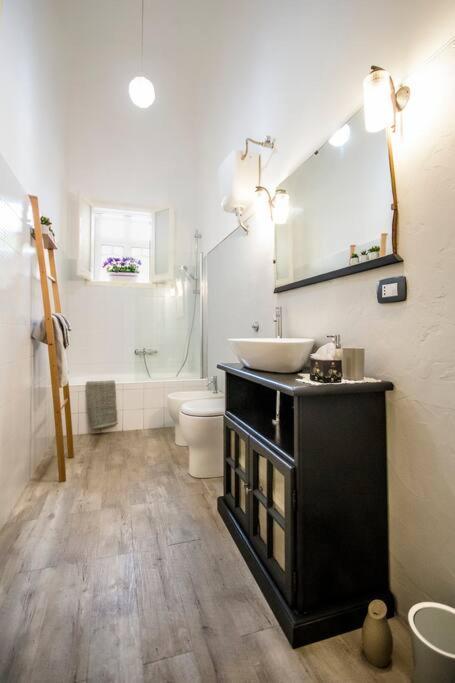 Mary'S House Apartment Lecce Bagian luar foto