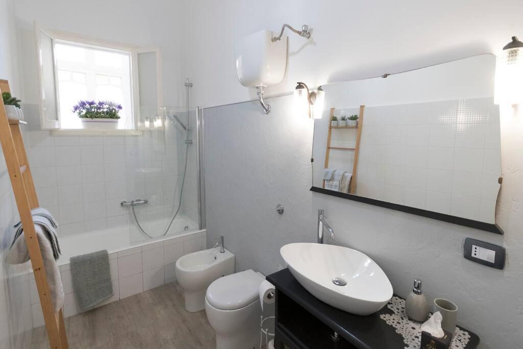 Mary'S House Apartment Lecce Bagian luar foto